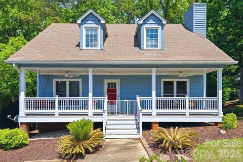 3066 Point Clear Drive sold home in Tega Cay, Fort Mill, SC