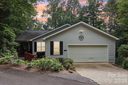 702 Cinnamon Way sold home in Flat Rock, SC