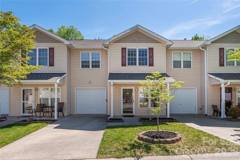 46 Chesire Way active condo in Stafford Hills, Fletcher, NC