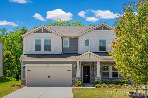 1041 Amberley Crossing Drive sold home in Amberley, Belmont, NC
