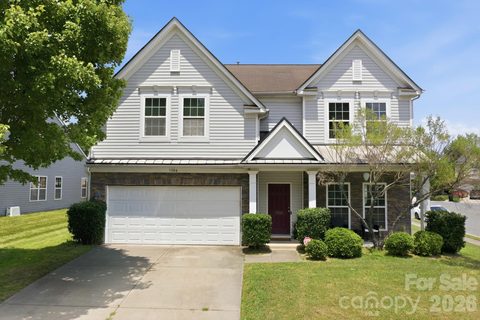 3504 Dominion Green Drive active home in Highland Creek, Charlotte, NC