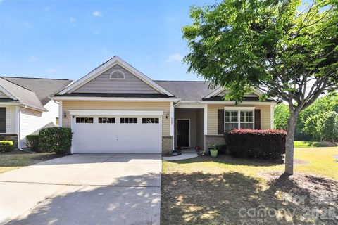 8807 Heartleaf Road sold home in Woodbury, Charlotte, NC