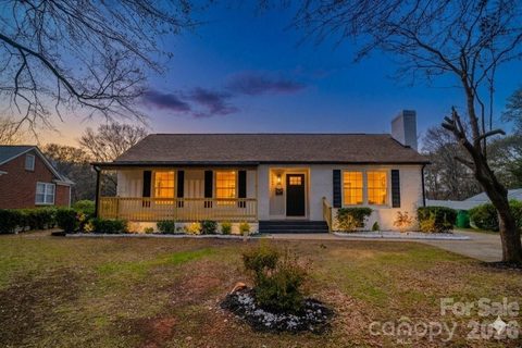 1033 Tracy Drive pending home in Clanton Park, Charlotte, NC