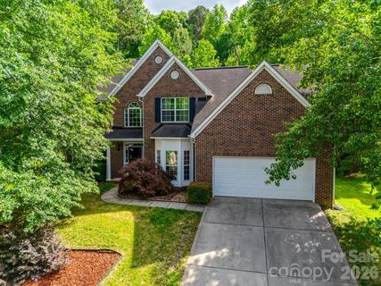 12719 Vantage Point Lane active home in Barkley, Huntersville, NC