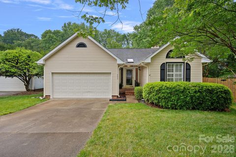 806 Water Wheel Court sold home in Selwyn Farms, Charlotte, NC