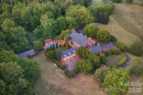 1486 Knolls Drive pending home in The Knolls, Newton, NC