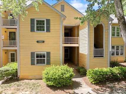 3302 Selwyn Farms Lane sold home in Hunters Run, Charlotte, NC