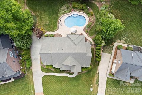 5441 Grayson Ridge Court sold home in Cramer Woods, Gastonia, NC