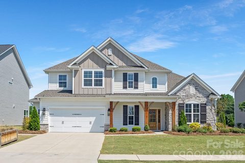 3814 Dahlia Drive