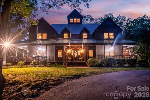 A home in Country Club Acres