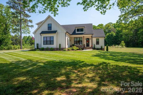 1894 Cline Farm Road sold home in Cline Farm, Lincolnton, NC