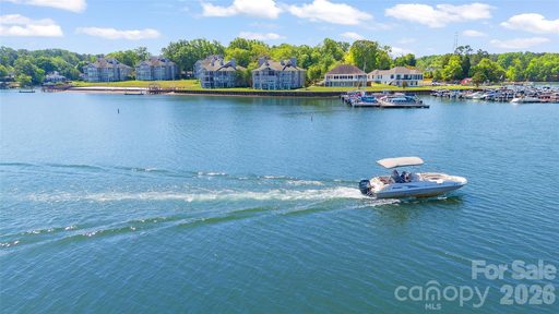 301 Lake Club Drive pending home in Lake Club, Rock Hill, SC