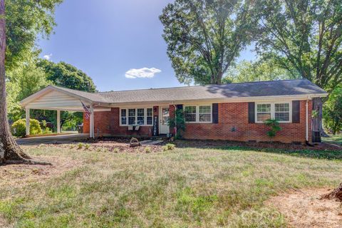 113 Delview Drive sold home in Delview Acres, Cherryville, NC