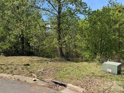 2000 Trowbridge Court pending lot in Greenbrier, Charlotte, NC