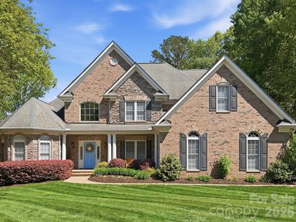 7142 Three Wood Drive sold home in Emerald Lake, Matthews, NC