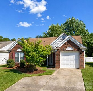 7516 Double Springs Court sold home in Silverstone, Charlotte, NC