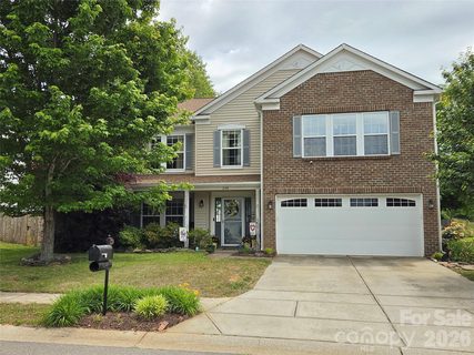 3248 Pikes Peak Drive active home in Crowders View, Gastonia, NC