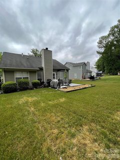 3102 Mintleaf Drive active home in Grenelefe Village, Charlotte, NC