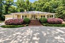 361 Gleneagles Road sold home in Statesville, SC