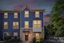 1221 Queen Lyon Court sold home in Charlotte, SC