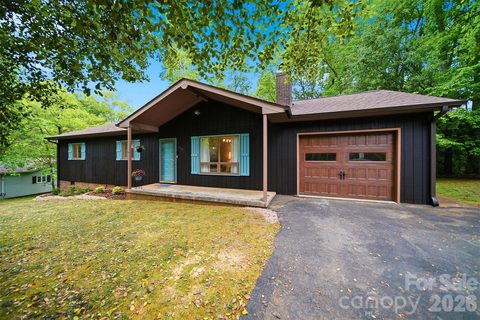 9197 Apache Drive sold home in Indian Hills, Hickory, NC