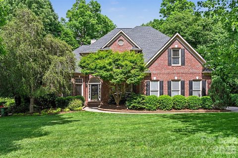 10808 Lederer Avenue active home in Ballantyne Country Club, Charlotte, NC