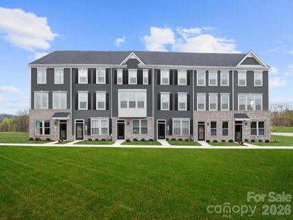 2021 Ashmore Square Road active home in Ashmore Square, Charlotte, NC
