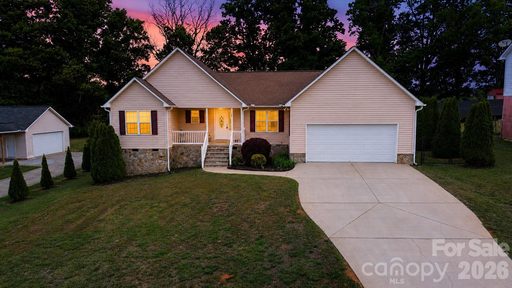 227 Periwinkle Street pending home in Highland View, Lincolnton, NC