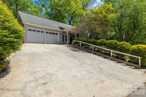 132 Fox Cross Drive active home in Deerlake Village, Brevard, NC