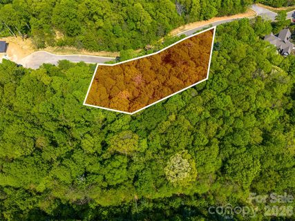 490 Barrington Drive active lot in Poplar Ridge, Asheville, NC