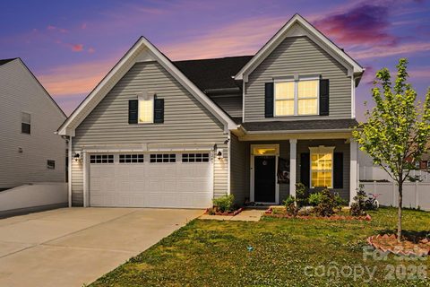 3243 Streamside Drive active home in The Farm At Riverpointe, Davidson, NC