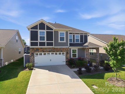 2551 Lorelei Terrace active home in Waxhaw Landing, Monroe, NC