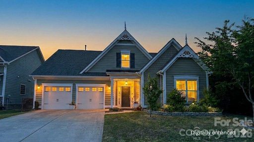 16024 Oxford Glenn Drive active home in Bellington, Huntersville, NC