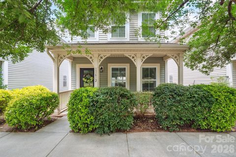 11612 Galashiels Drive active home in The Oaks At McIlwaine, Huntersville, NC