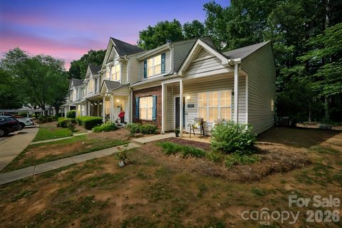 5427 Kimmerly Woods Drive sold home in Kimmerly Woods, Charlotte, NC