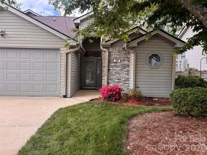 39 Tisha Lane sold home in The Willows, Hendersonville, NC