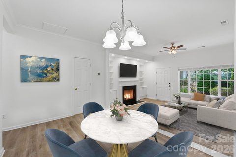 11544 Savannah Creek Drive active home in Savannah Townhomes, Charlotte, NC