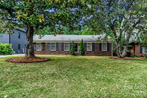 Previously sold for $899,000
