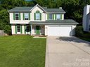 7531 Woodknoll Drive sold home in Charlotte, SC
