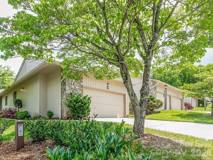 136 Deerlake Drive active home in Deerwood, Asheville, NC