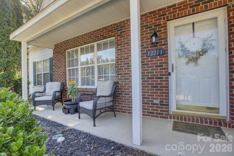 12211 Hood Bend Court