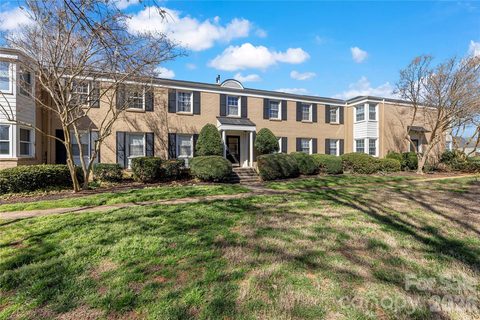 540 Wakefield Drive active home in Myers Park, Charlotte, NC
