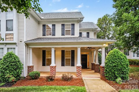 2065 Gable Way Lane sold townhome in Chestnut Oaks, Matthews, NC