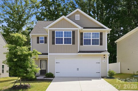 509 Hawley Street pending home in Creedmore Hills, Charlotte, NC