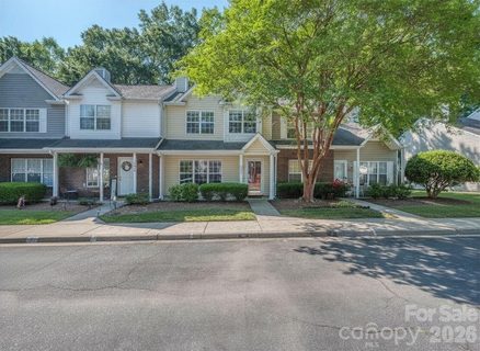 Homes in Roxborough II, Charlotte