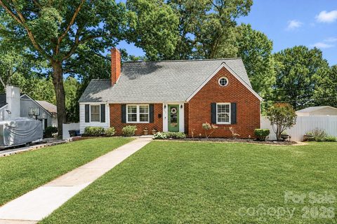 820 Woodland Road active home in Forest Hills, Statesville, NC