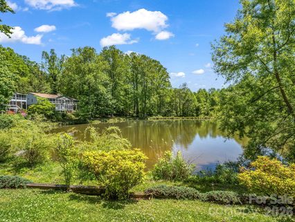 68 Lakeview Court sold condo in Waterford Place, Brevard, NC