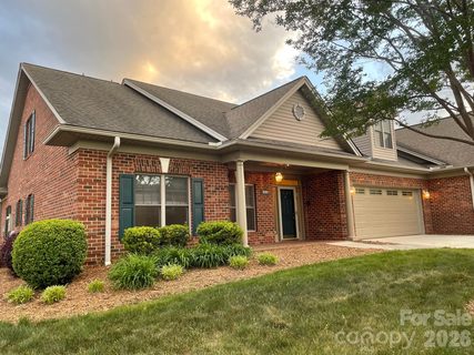 489 26th Avenue sold home in Abingdon, Hickory, NC
