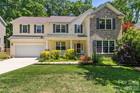 6425 Colonial Garden Drive sold home in Carrington Ridge, Huntersville, NC