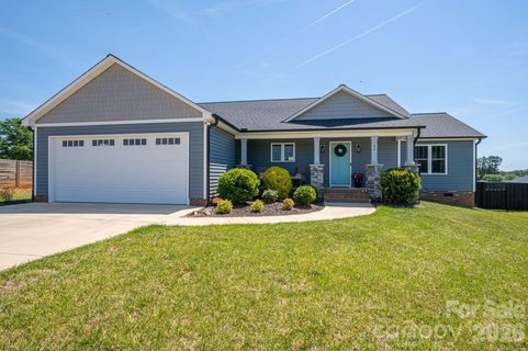 Homes in West End, Lincolnton